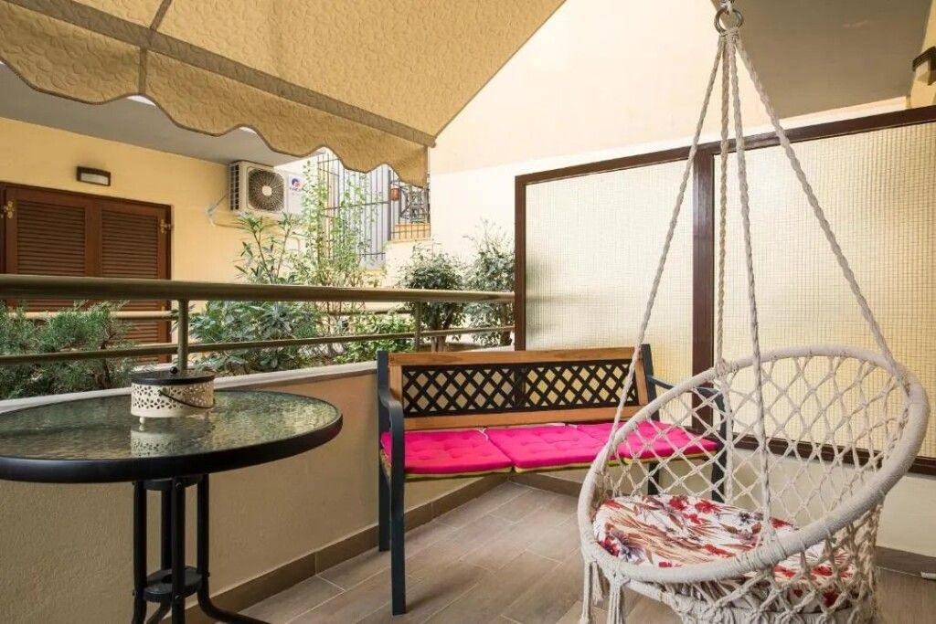 Flat in Thessaloniki, Greece, 27 m² - picture 6