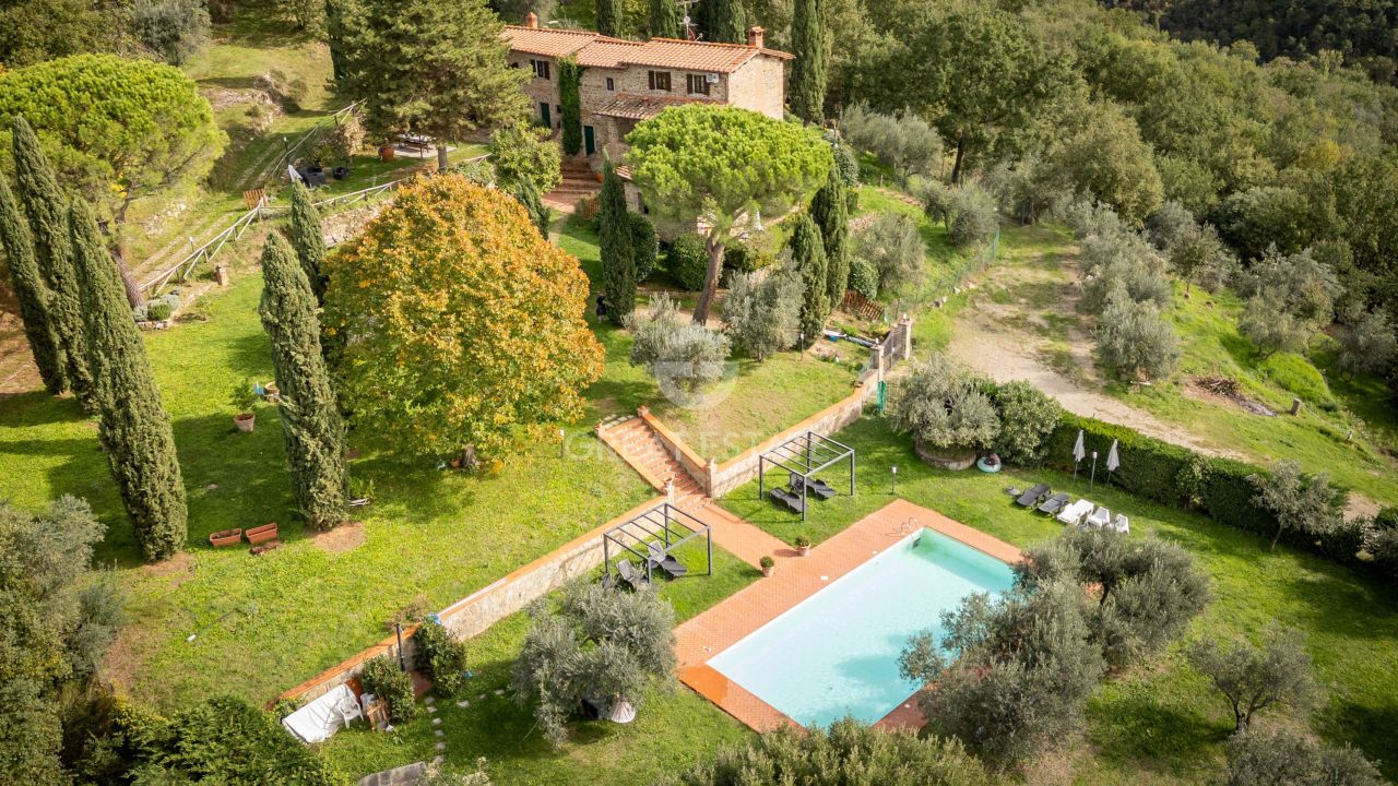 Casa a Reggello, Italia, 298.65 m² - foto 3