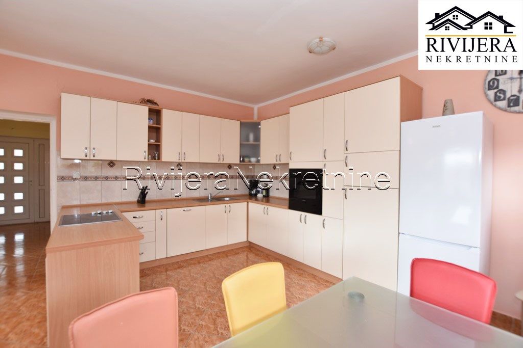 House in Herceg-Novi, Montenegro, 280 m² - picture 10