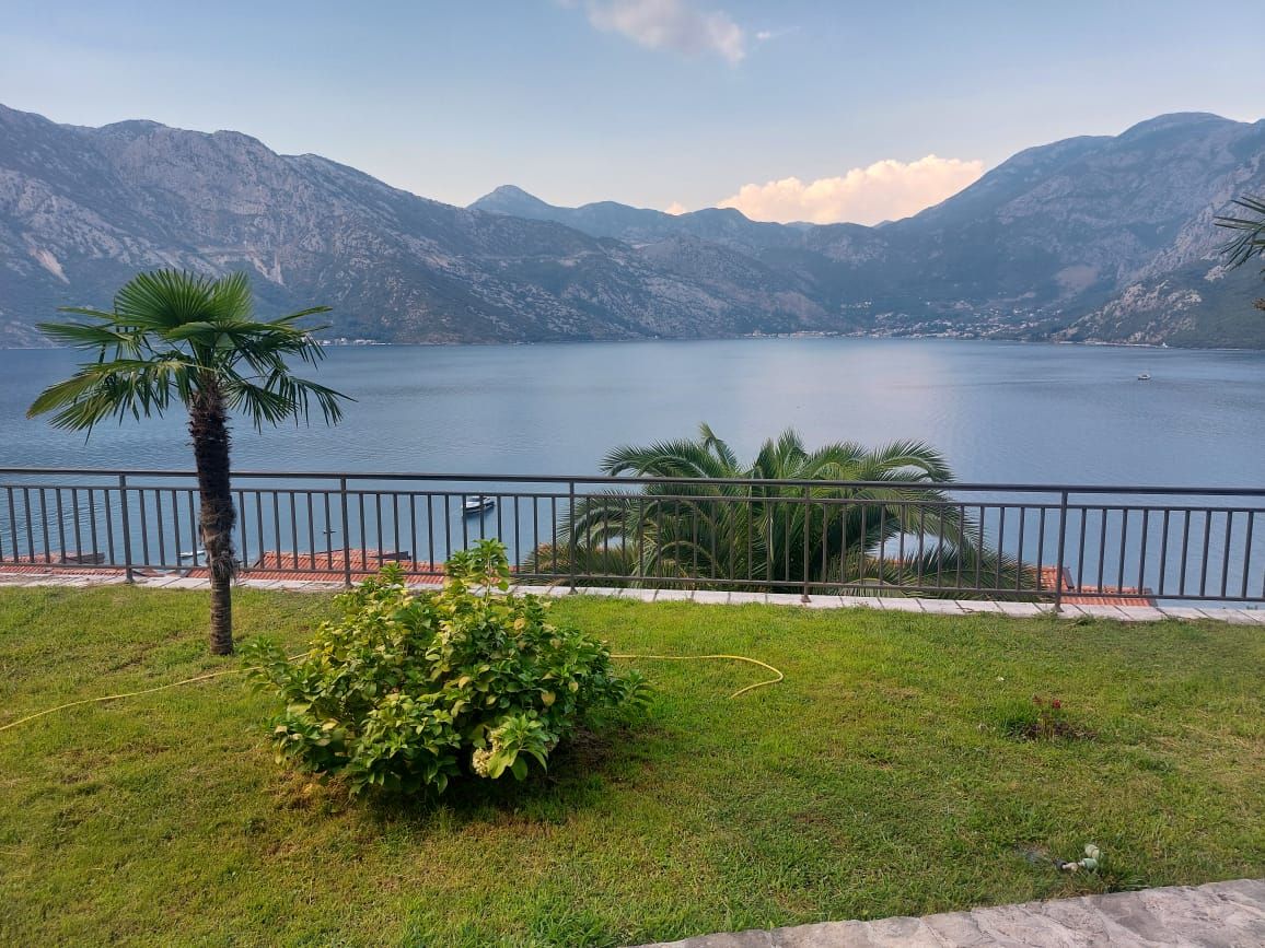 Casa en Kotor, Montenegro, 68 m² - imagen 7