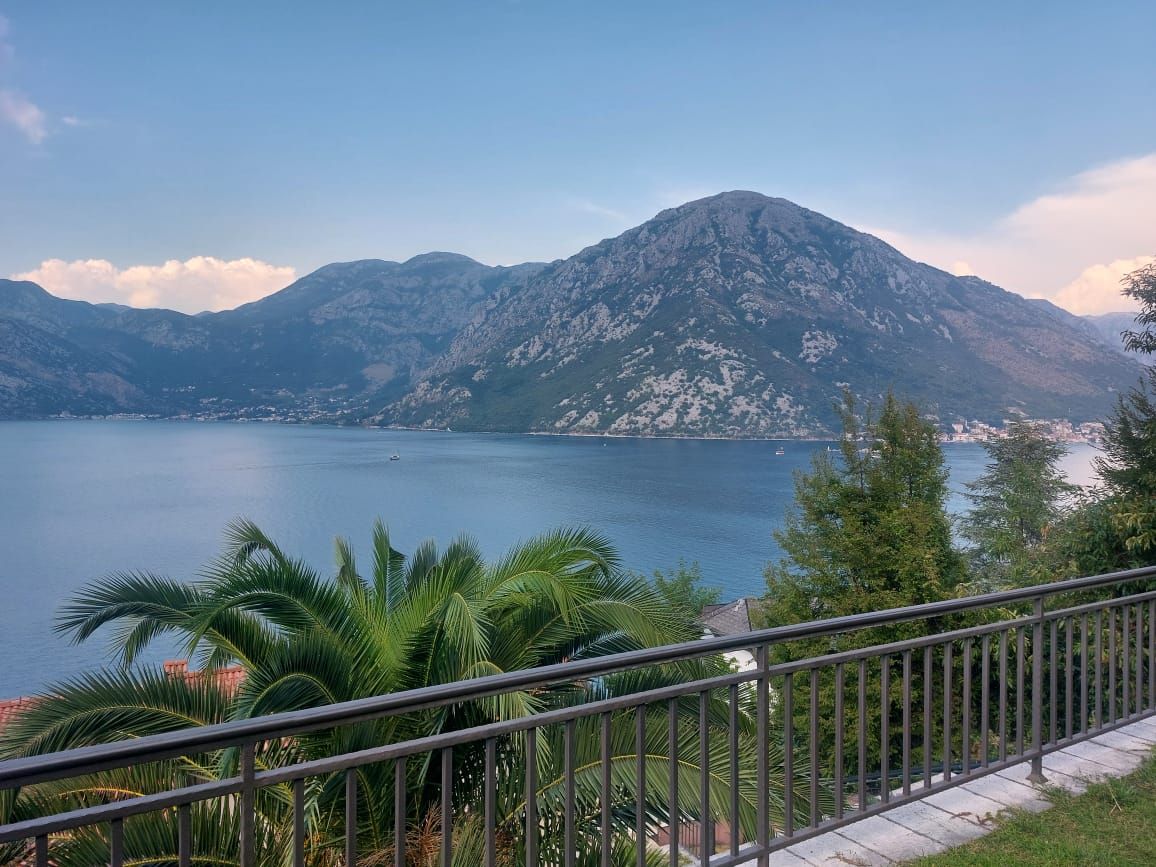 Maison à Kotor, Monténégro, 68 m² - image 1