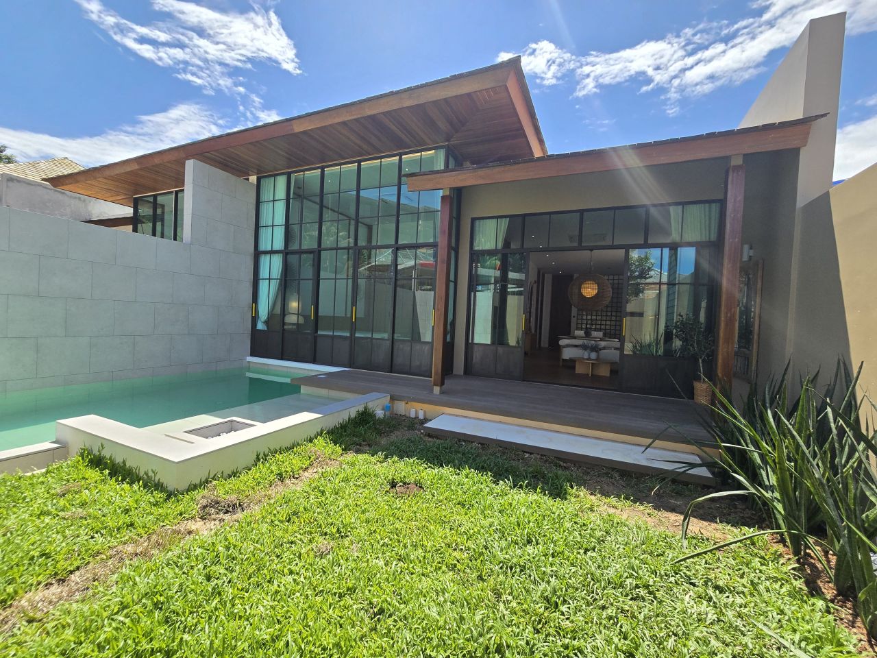 Villa in Phuket, Thailand, 211 m² - picture 1