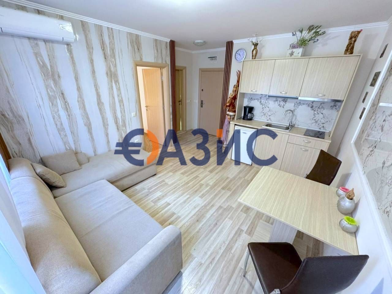 Appartement à Slantchev Briag, Bulgarie, 50 m² - image 1