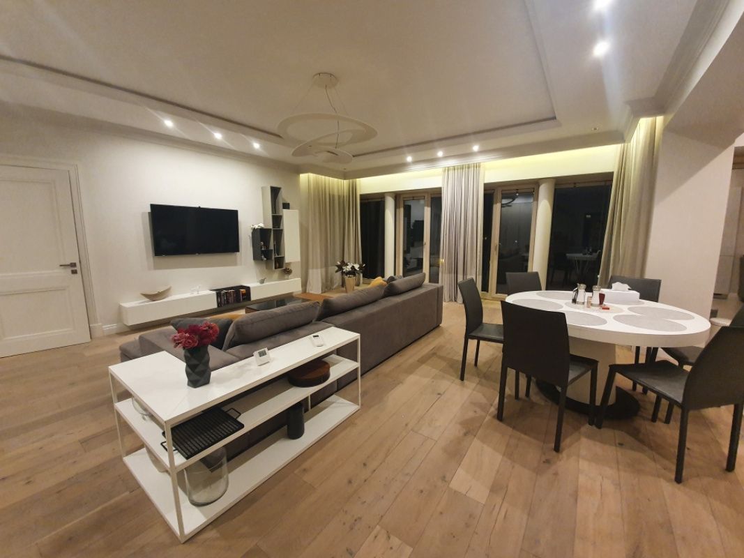 Piso en Dzintari, Letonia, 230 m² - imagen 1