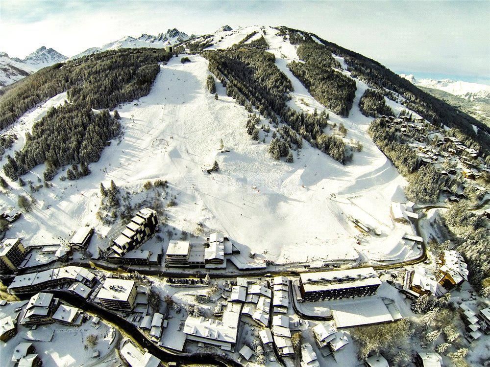 Apartamento en Courchevel, Francia - imagen 1