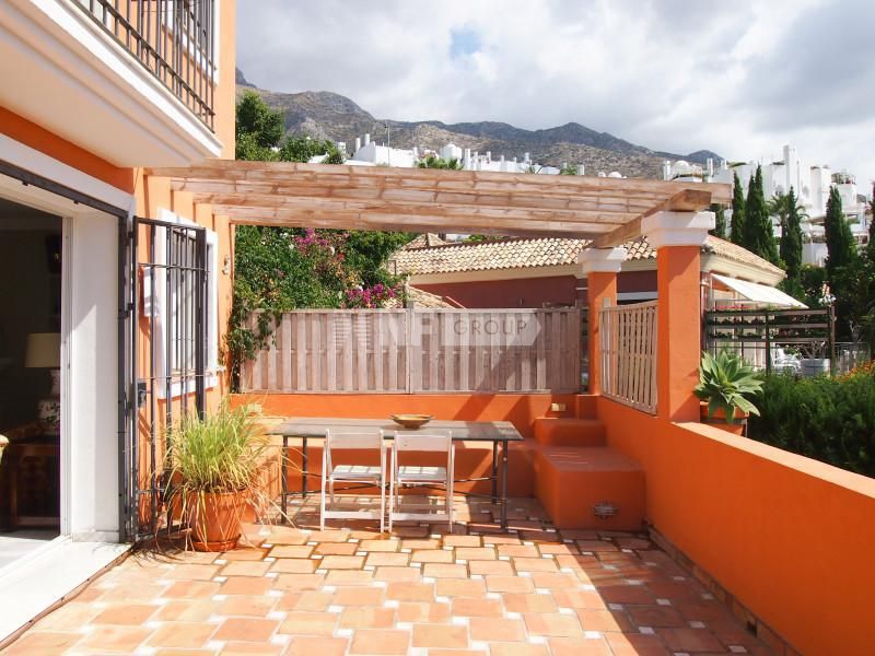 Townhouse in Marbella, Spain, 283 m² - picture 1