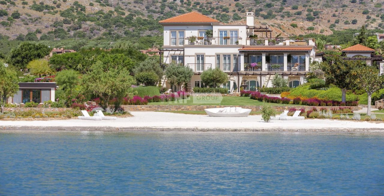 Villa en Elounda, Grecia, 900 m² - imagen 1