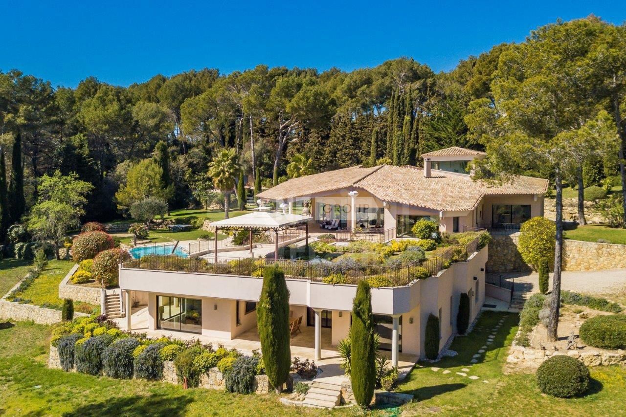 Villa in Mougins, Frankreich, 780 m² - Foto 1