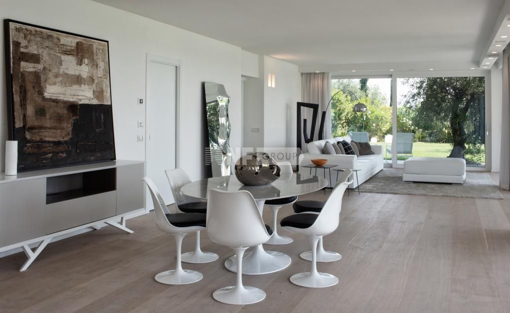 Apartamento por Lago de Garda, Italia, 271 m² - imagen 2