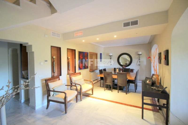 Townhouse a Marbella, Spagna, 504 m² - foto 2