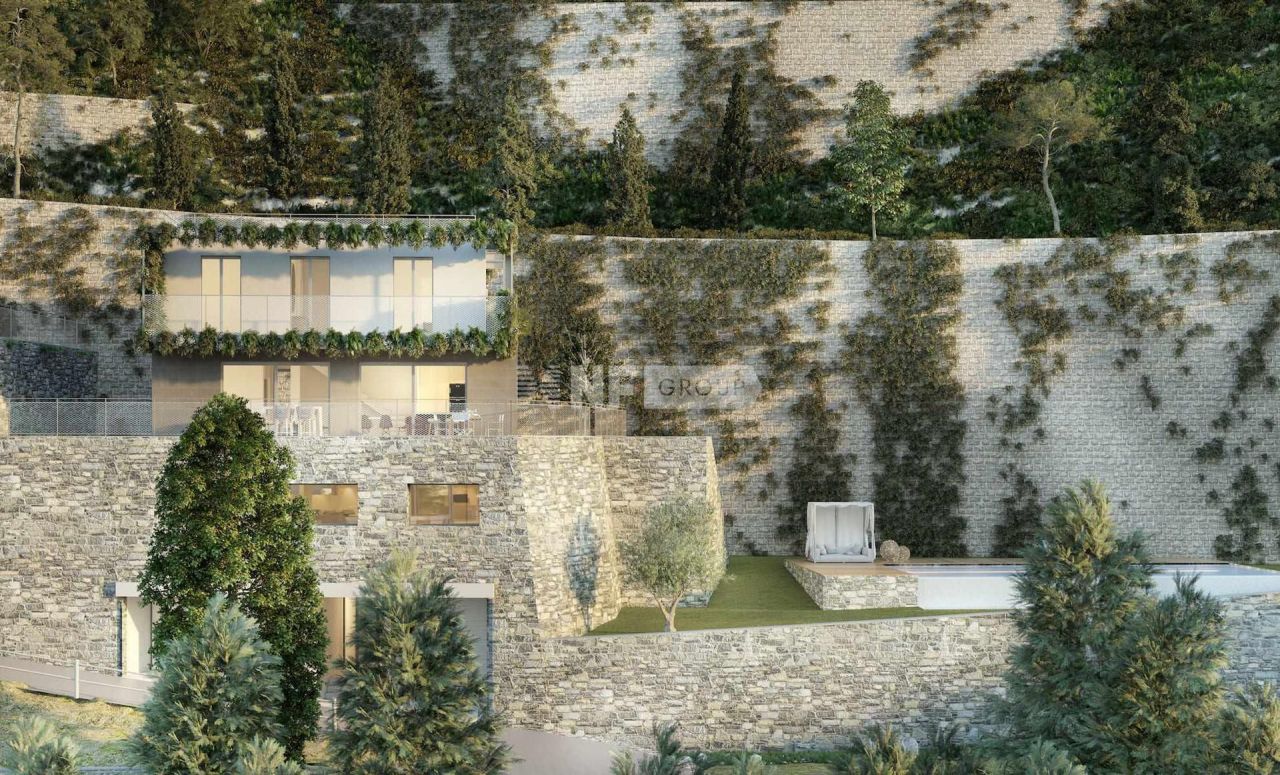 Villa à Como, Italie, 420 m² - image 2