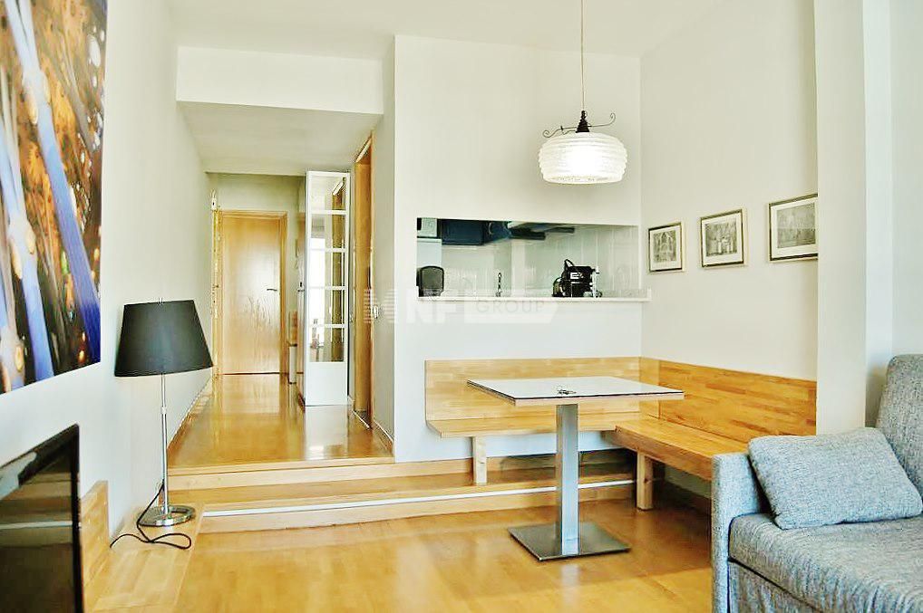 Apartamento en Barcelona, España, 48 m² - imagen 3