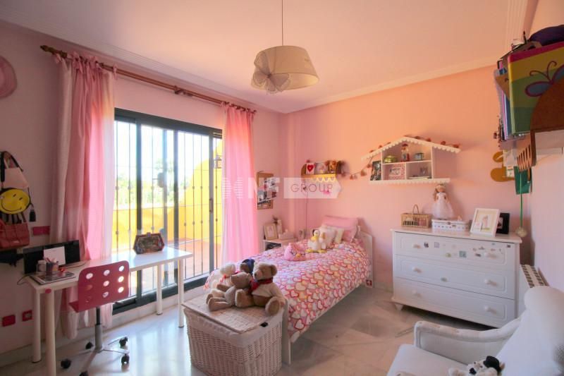 Townhouse a Marbella, Spagna, 504 m² - foto 4