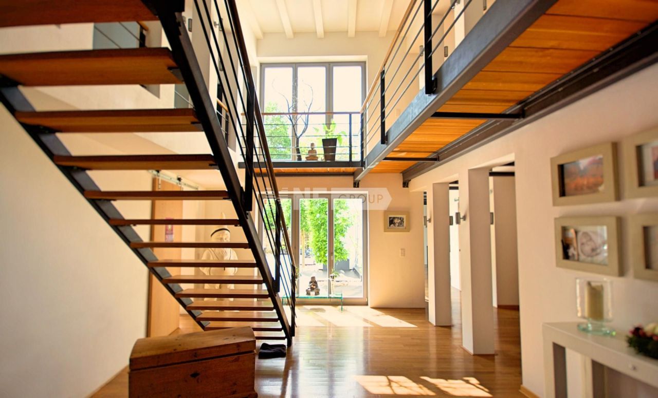 Villa à Francfort-sur-le-Main, Allemagne, 439 m² - image 4