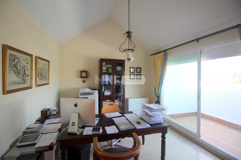 Townhouse in Marbella, Spain, 398 m² - picture 4