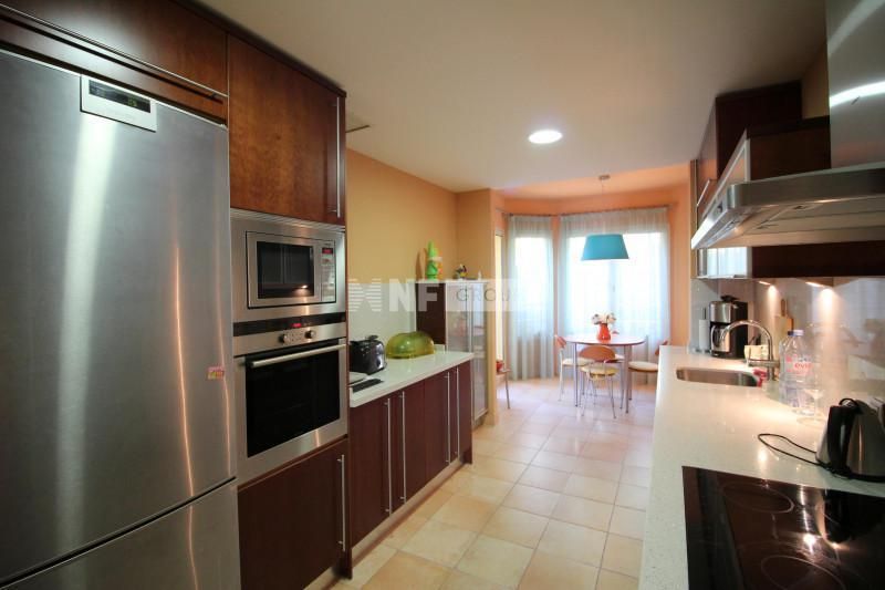 Apartment in Marbella, Spain, 213 m² - picture 4