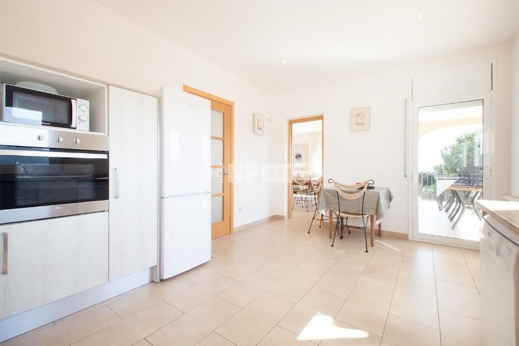 Villa à Calonge, Espagne, 350 m² - image 9