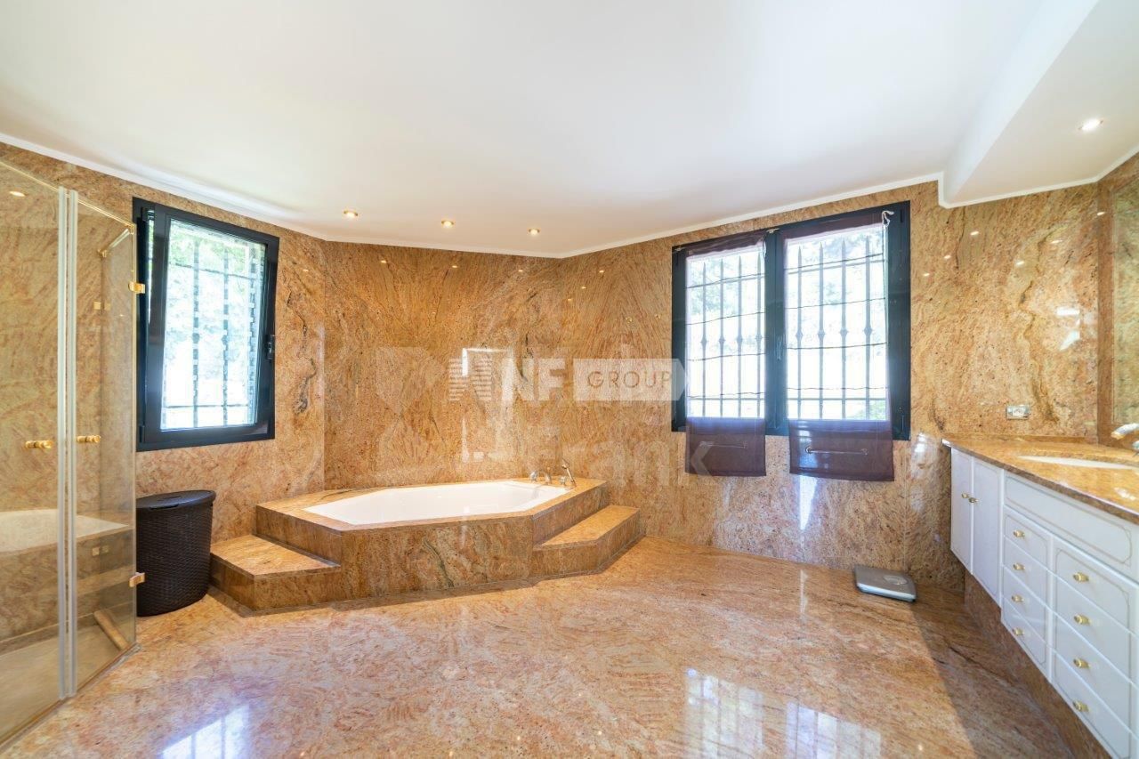 Villa a Mougins, Francia, 780 m² - foto 11