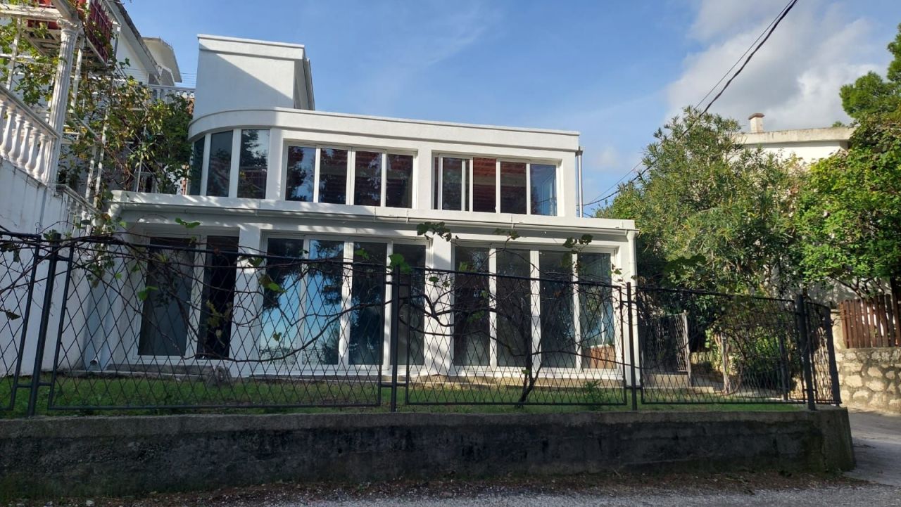 House in Sutomore, Montenegro, 224 m² - picture 3