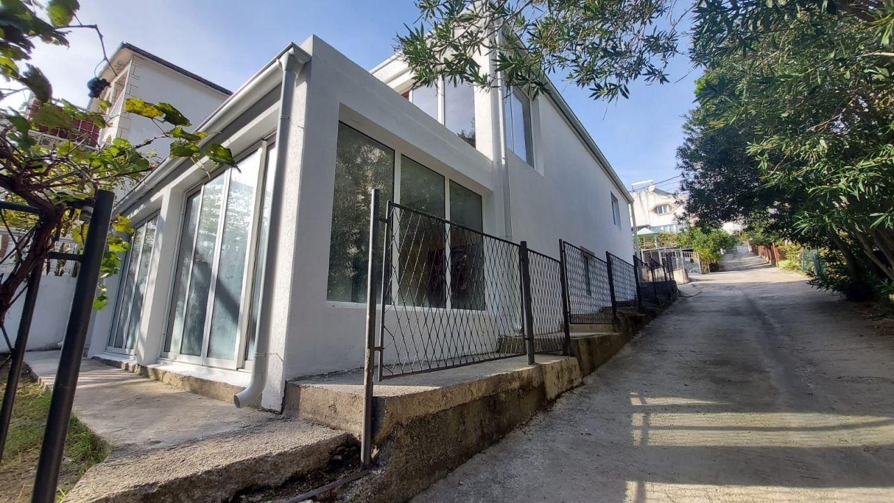 House in Sutomore, Montenegro, 224 m² - picture 7