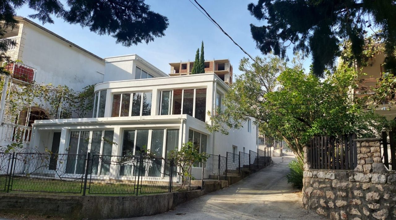 House in Sutomore, Montenegro, 224 m² - picture 10