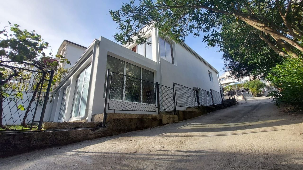 House in Sutomore, Montenegro, 224 m² - picture 12