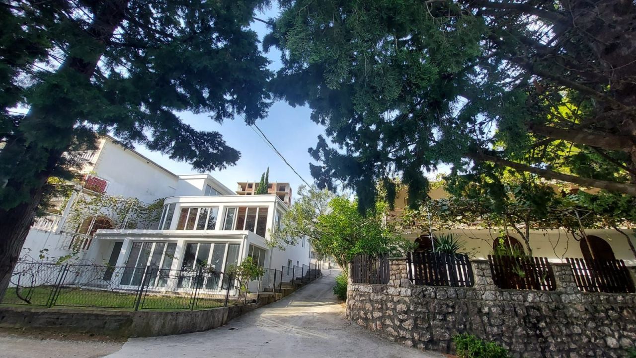 House in Sutomore, Montenegro, 224 m² - picture 13