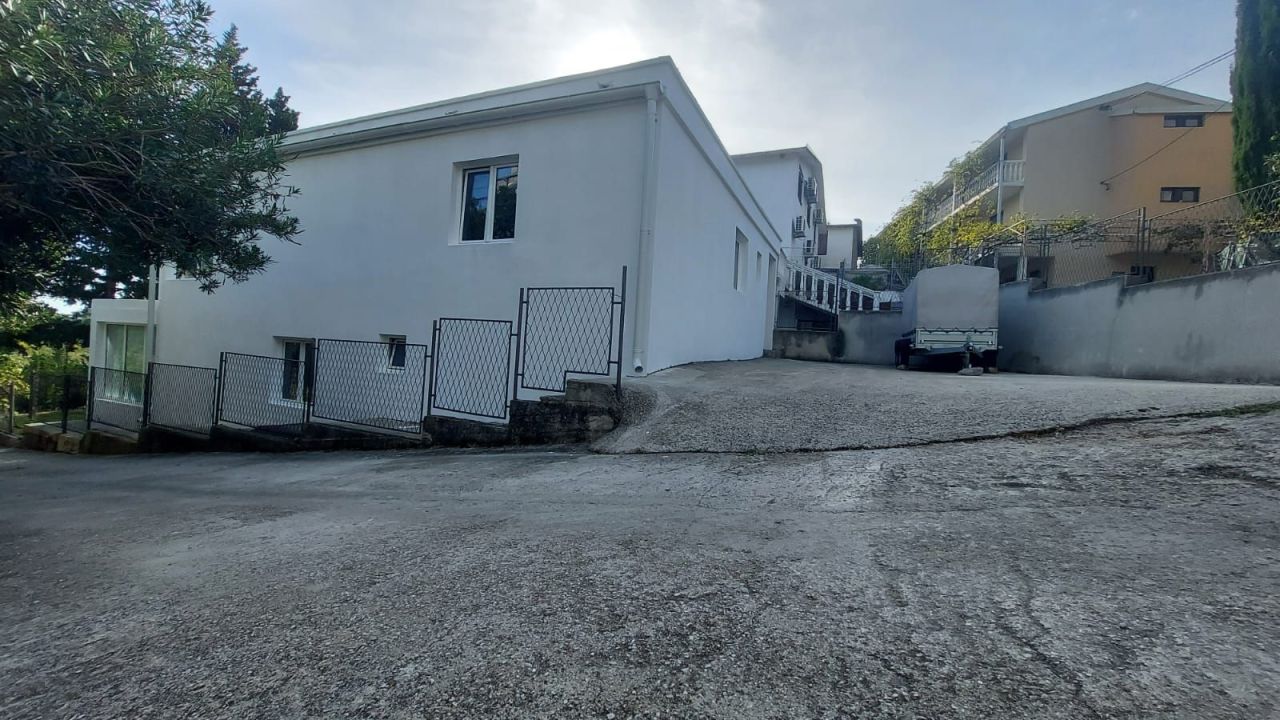 House in Sutomore, Montenegro, 224 m² - picture 14