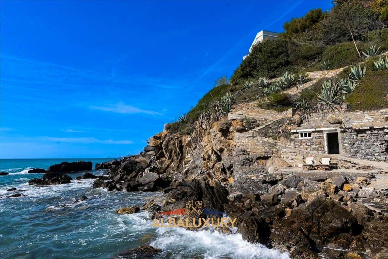 Villa in Cipressa, Italy, 330 m² - picture 14