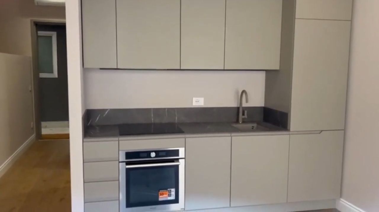 Flat in Rome, Italy, 55 m² - picture 13