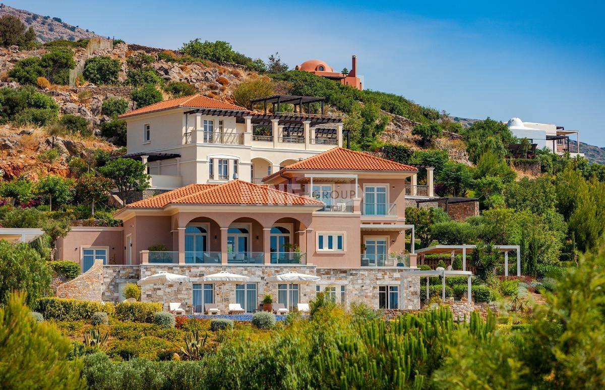 Villa en Elounda, Grecia, 4 014 m² - imagen 1