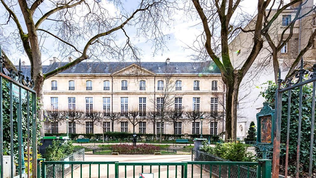 Appartement à Paris, France, 129 m² - image 1