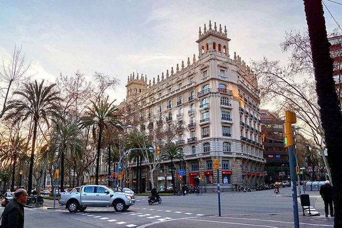 Gewerbeimmobilien in Barcelona, Spanien, 959 m² - Foto 1