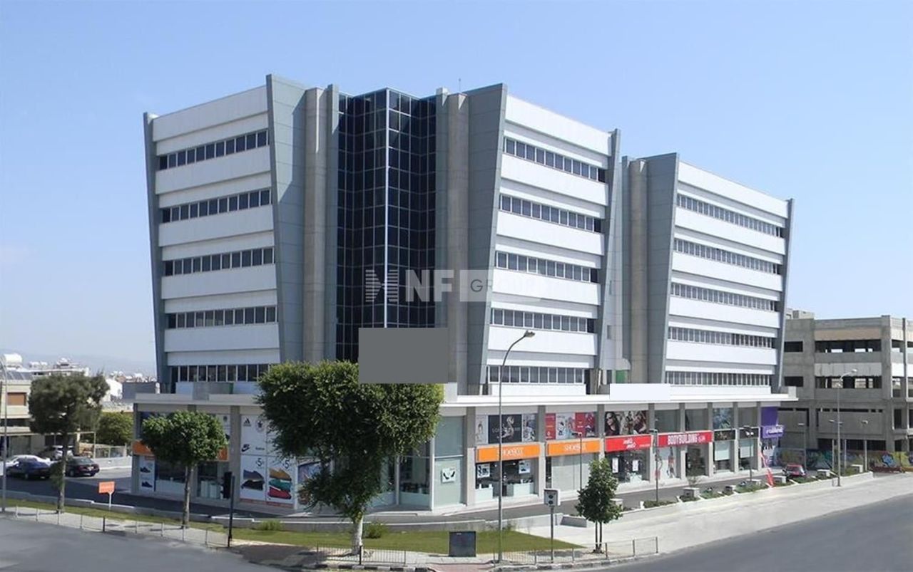 Office in Limassol, Cyprus, 6 270 m² - picture 1