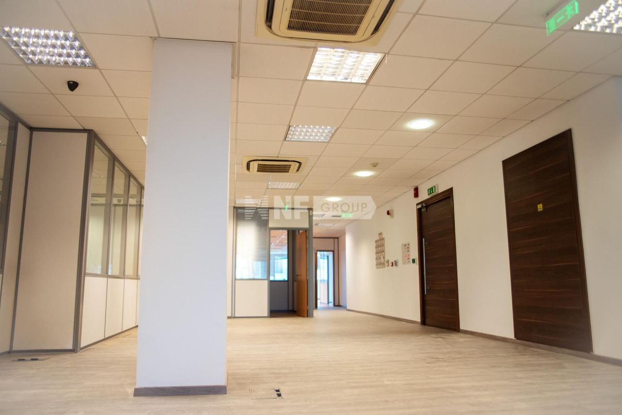 Office in Limassol, Cyprus, 809 m² - picture 5