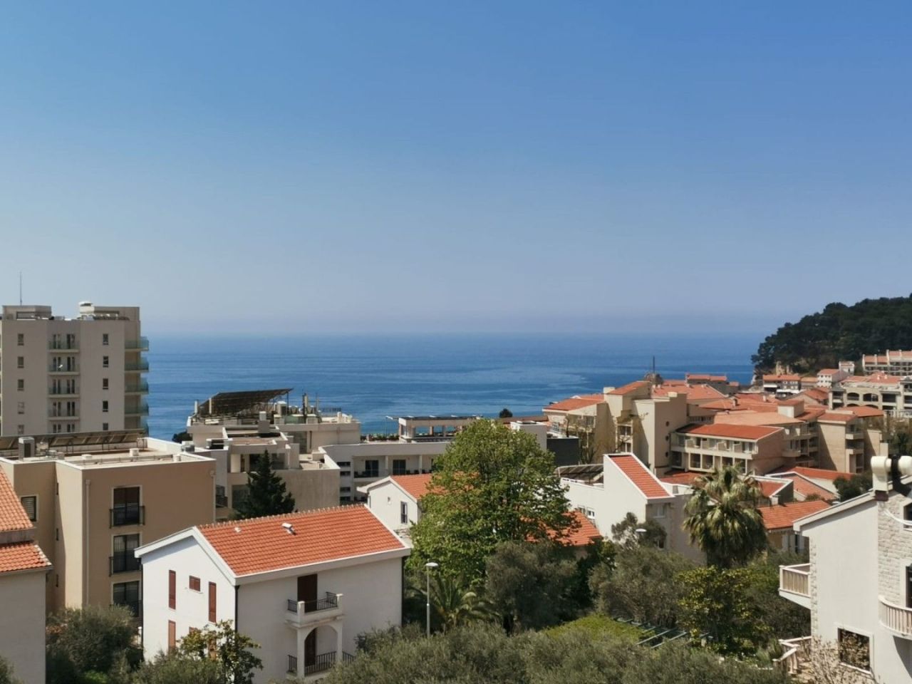 Piso en Petrovac, Montenegro, 90 m² - imagen 1