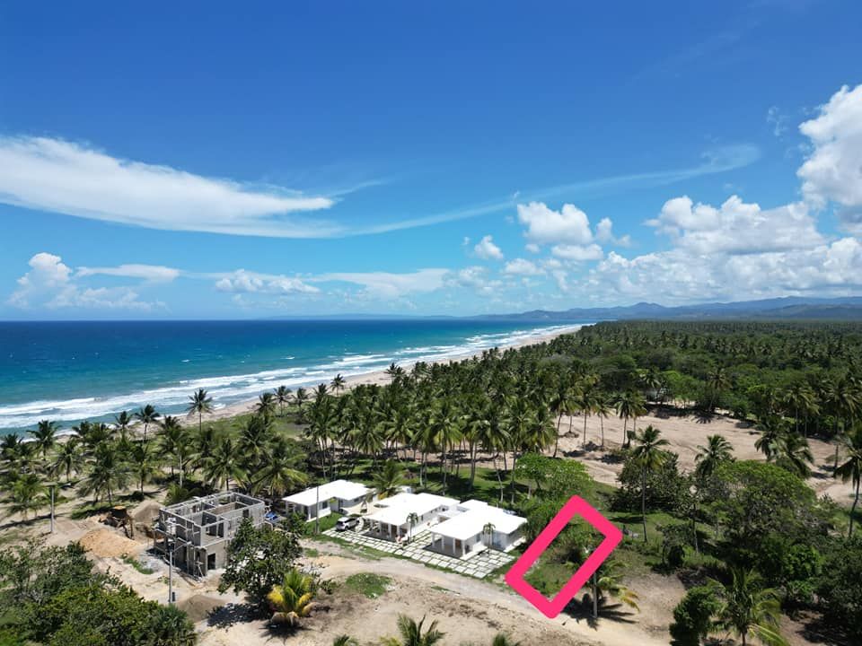 Land in Cabarete, Dominican Republic, 301 m² - picture 1