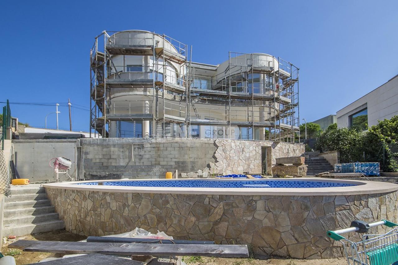 Villa à Vilasar de Dalt, Espagne, 460 m² - image 3