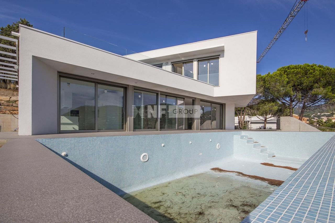 Villa in Cabrils, Spain, 532 m² - picture 4