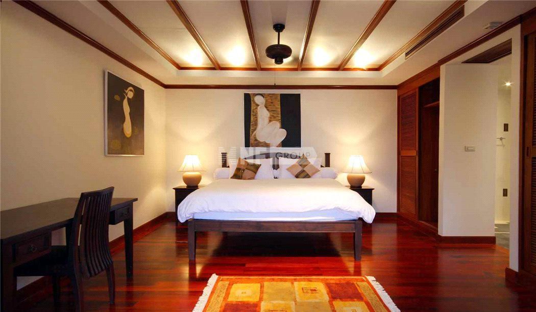 Casa adosada en Phuket, Tailandia, 467 m² - imagen 5