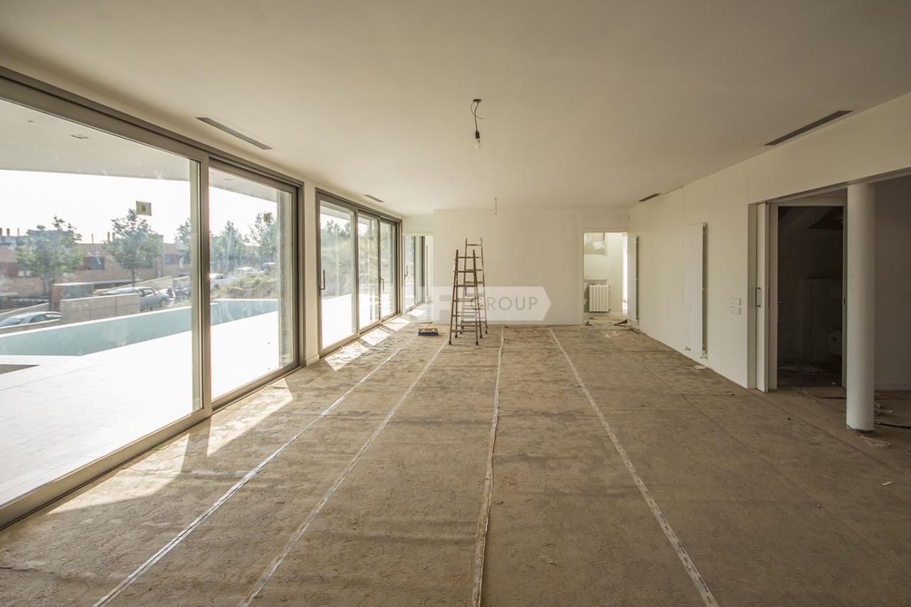 Villa in Cabrils, Spain, 532 m² - picture 7