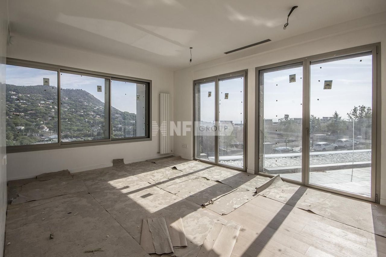 Villa in Cabrils, Spain, 532 m² - picture 12