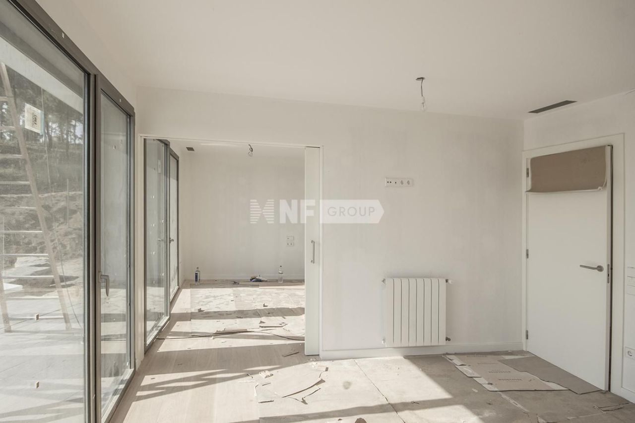 Villa in Cabrils, Spain, 532 m² - picture 13