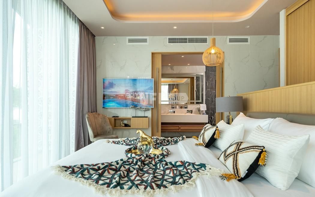 Villa à Phuket, Thaïlande, 206 m² - image 2