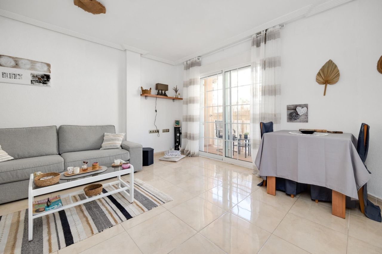 Wohnung in Torrevieja, Spanien, 77 m² - Foto 1