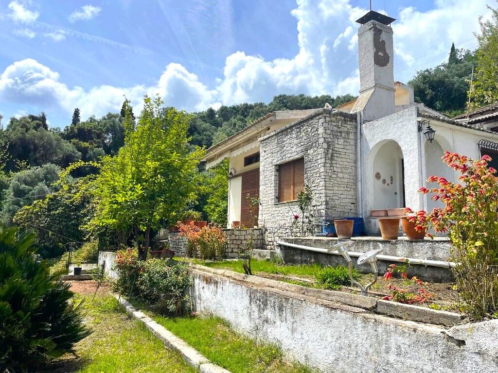 Maison à Corfou, Grèce, 318 m² - image 1