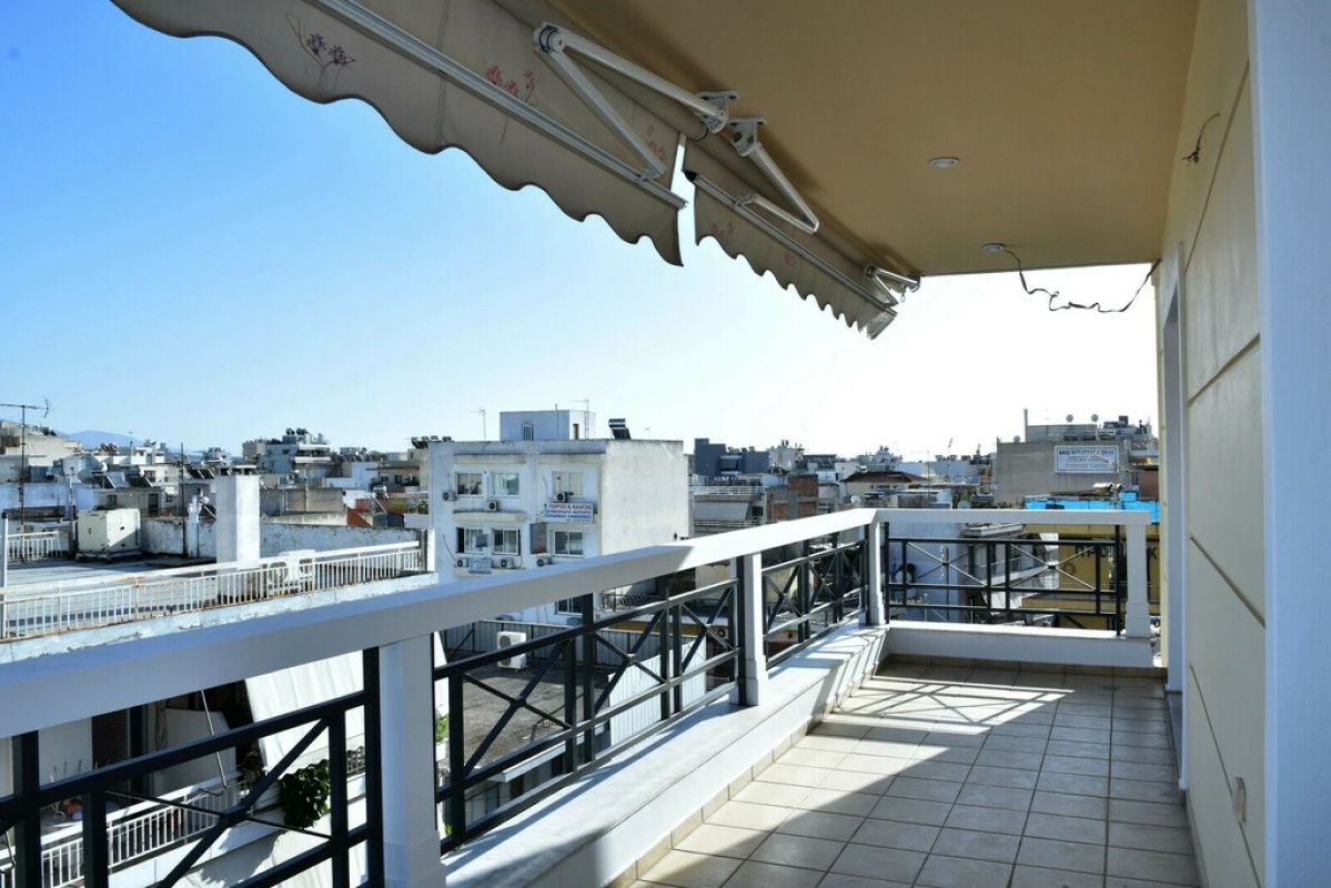 Flat in Athens, Greece, 90 m² - picture 1