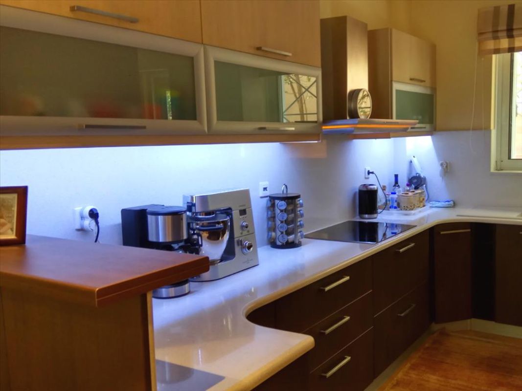 Casa adosada en Atenas, Grecia, 280 m² - imagen 2