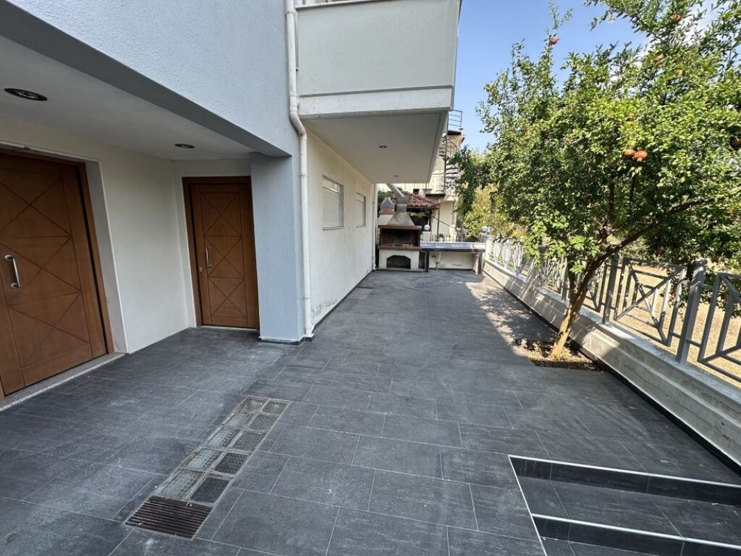 House in Thessaloniki, Greece, 415 m² - picture 3