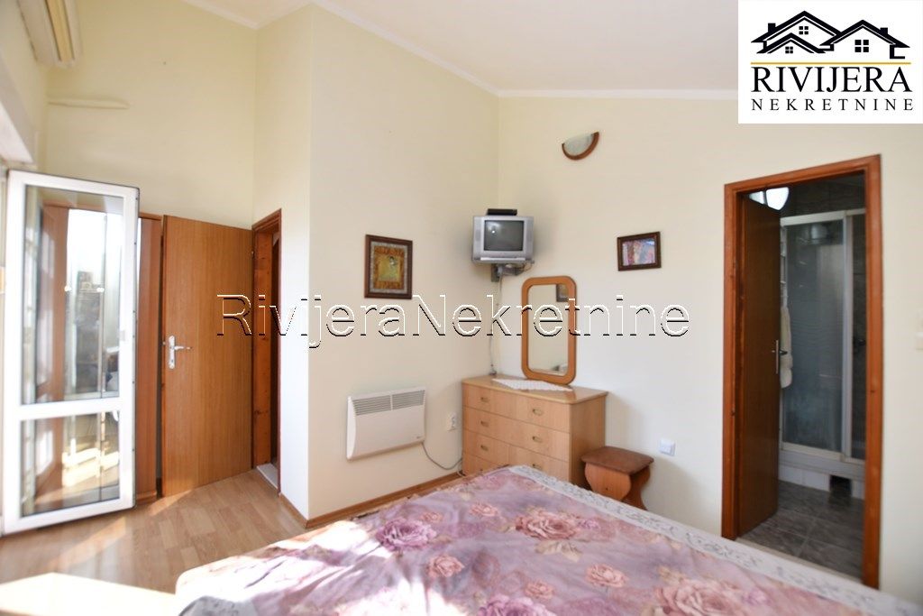 Flat in Herceg-Novi, Montenegro, 70 m² - picture 12